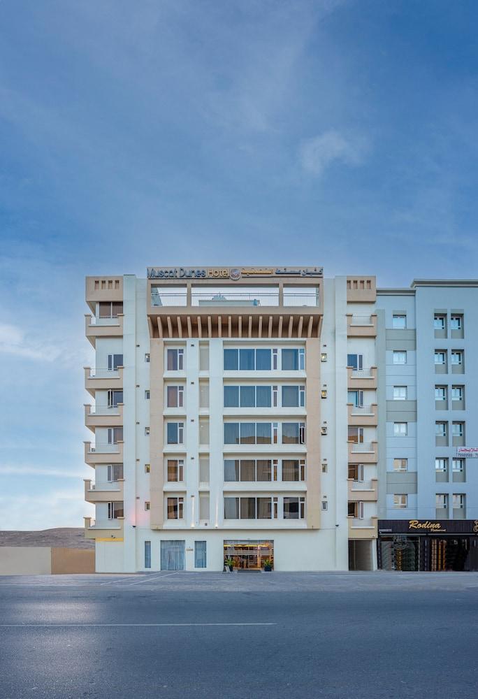 Centara Life Muscat Dunes Hotel Екстер'єр фото