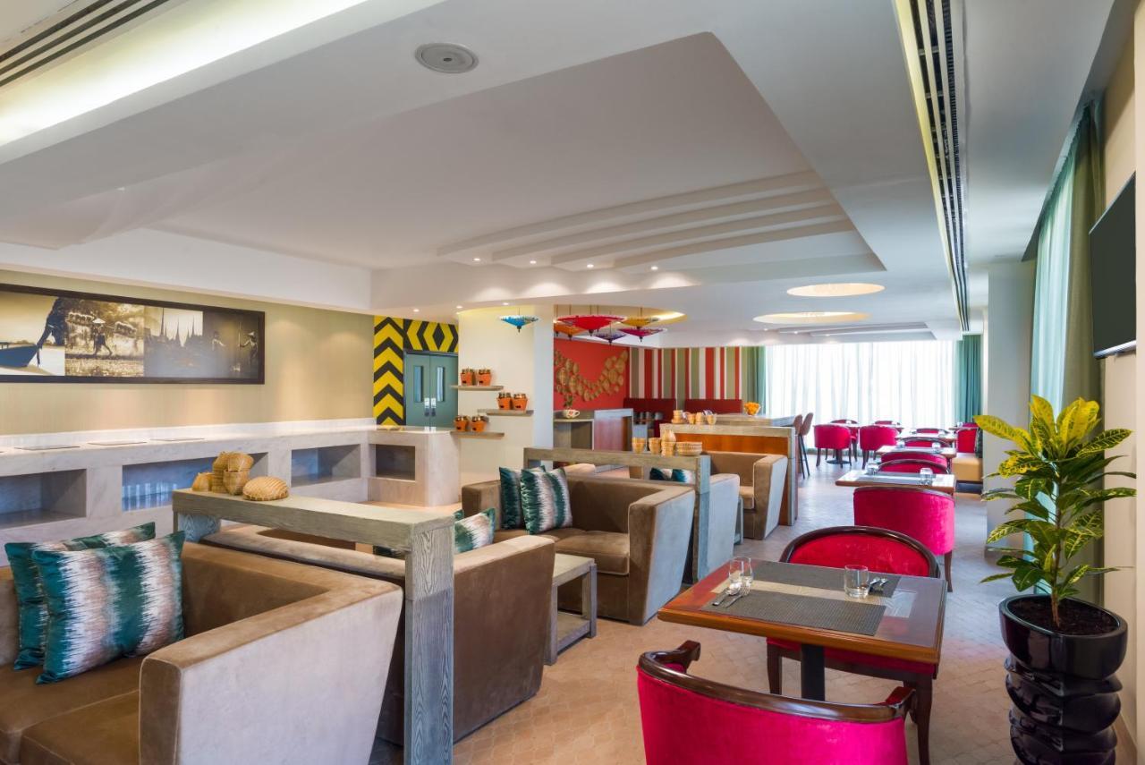 Centara Life Muscat Dunes Hotel Екстер'єр фото