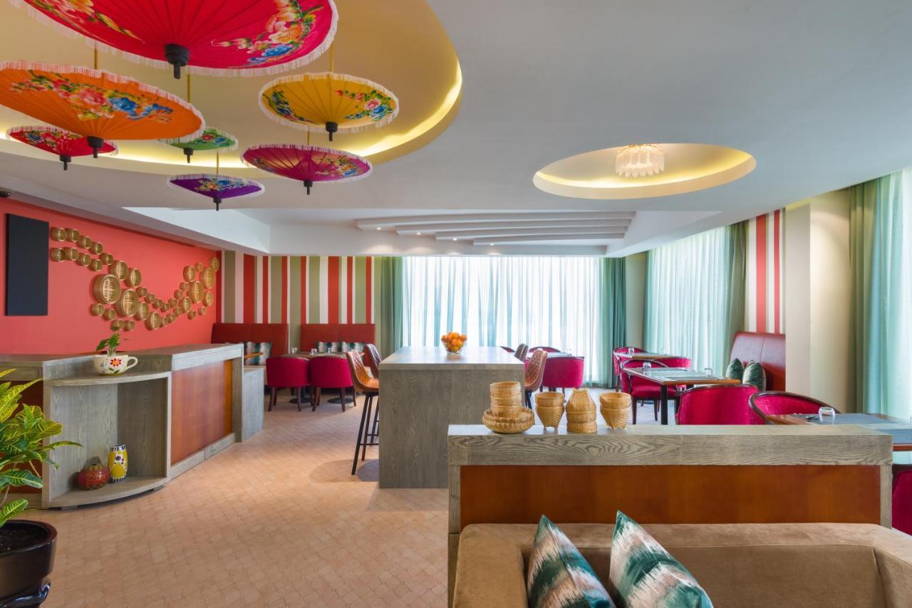Centara Life Muscat Dunes Hotel Екстер'єр фото