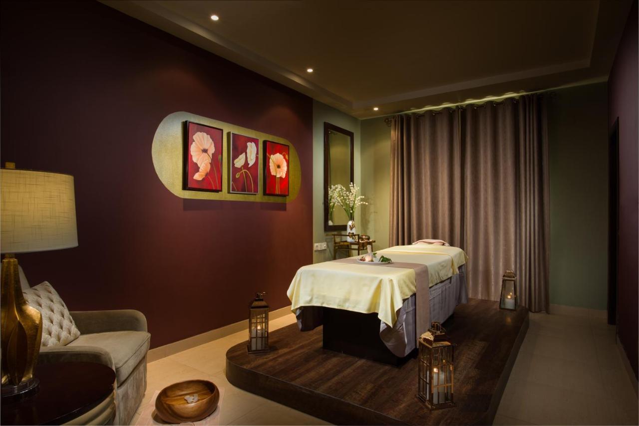 Centara Life Muscat Dunes Hotel Екстер'єр фото