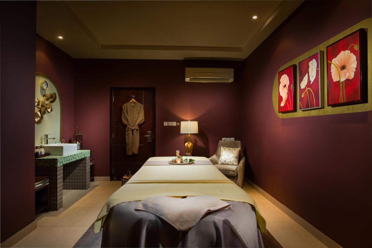 Centara Life Muscat Dunes Hotel Екстер'єр фото