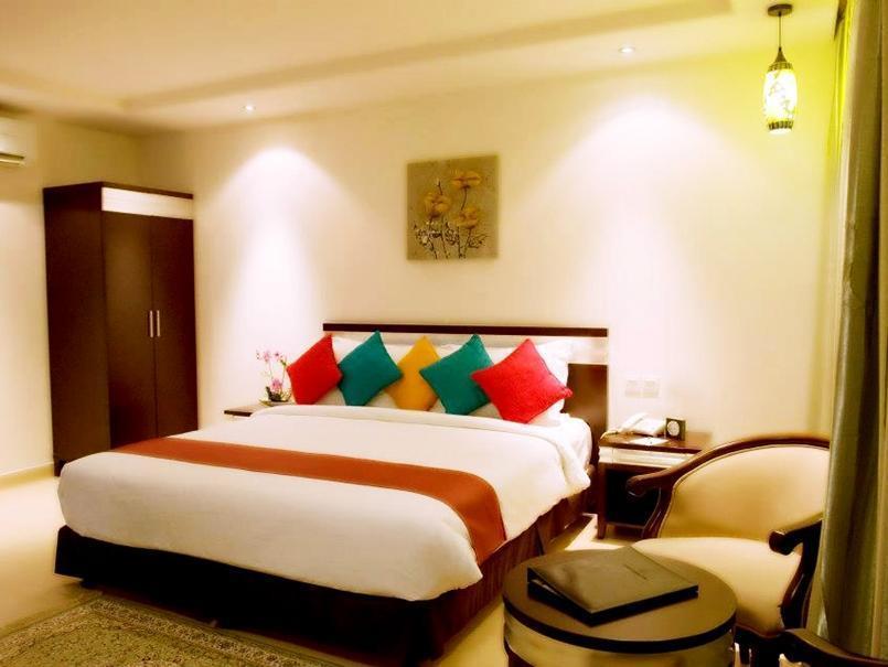 Centara Life Muscat Dunes Hotel Екстер'єр фото